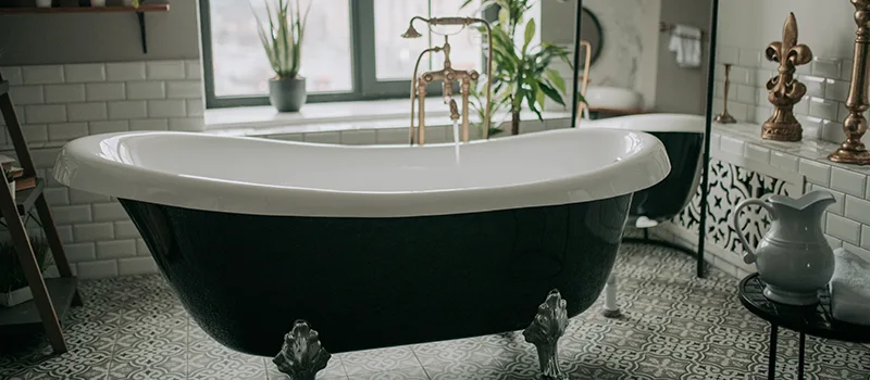 Emergency Bathtub Replacement in Whitchurch-Stouffville, Ontario